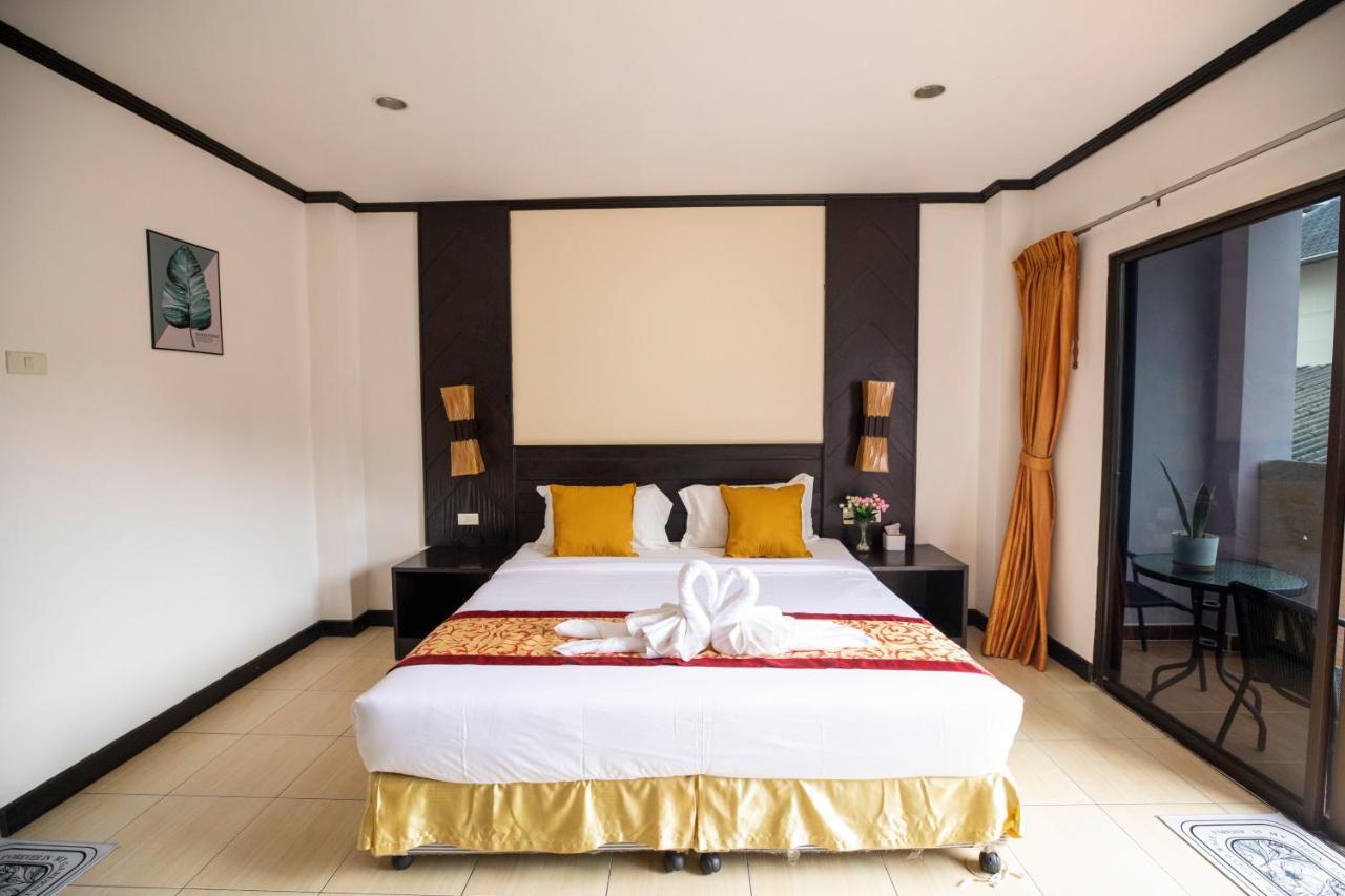 โรงแรมลิลลี่ฮอลิเดย์ Lily Holiday Hotel Patong ภายนอก รูปภาพ