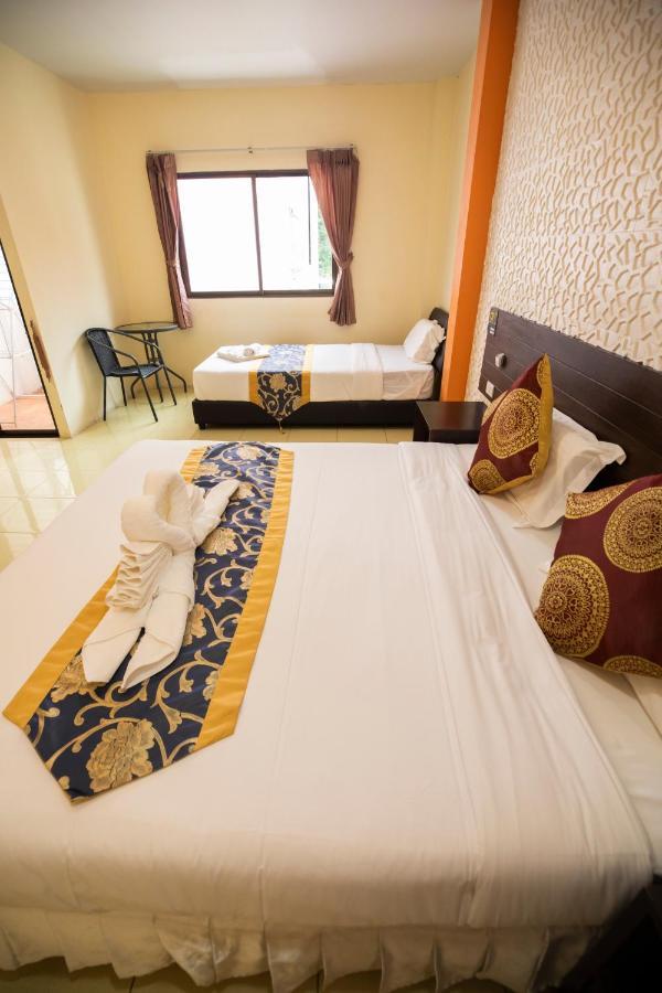โรงแรมลิลลี่ฮอลิเดย์ Lily Holiday Hotel Patong ภายนอก รูปภาพ