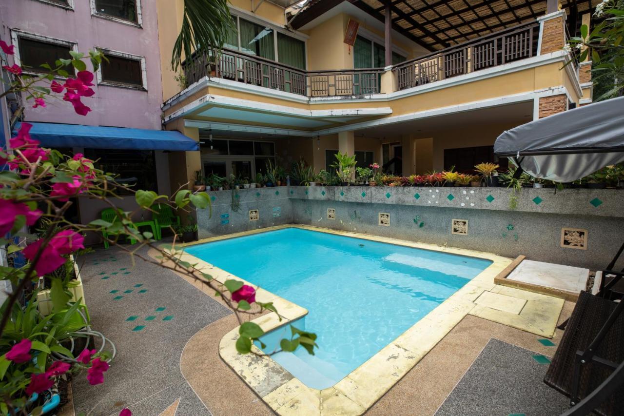 โรงแรมลิลลี่ฮอลิเดย์ Lily Holiday Hotel Patong ภายนอก รูปภาพ