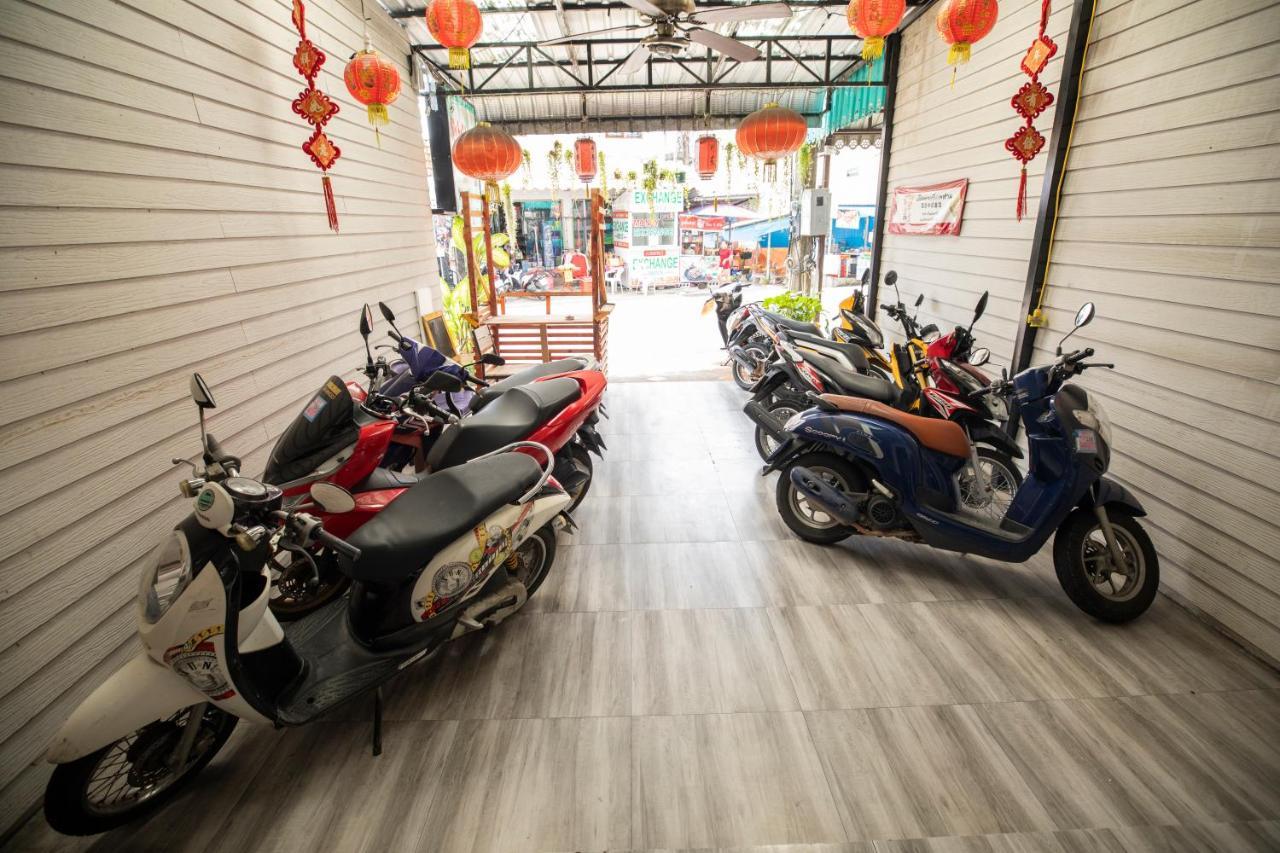 โรงแรมลิลลี่ฮอลิเดย์ Lily Holiday Hotel Patong ภายนอก รูปภาพ