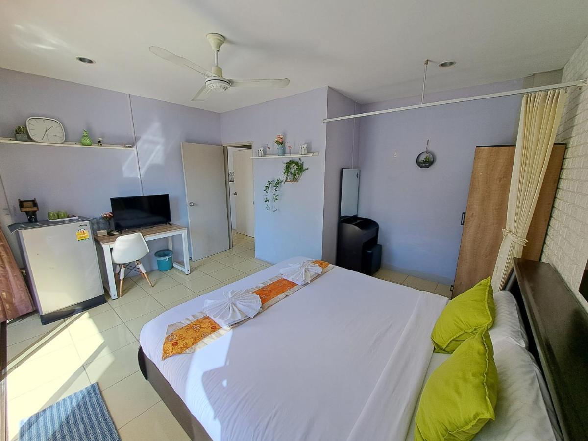 โรงแรมลิลลี่ฮอลิเดย์ Lily Holiday Hotel Patong ภายนอก รูปภาพ